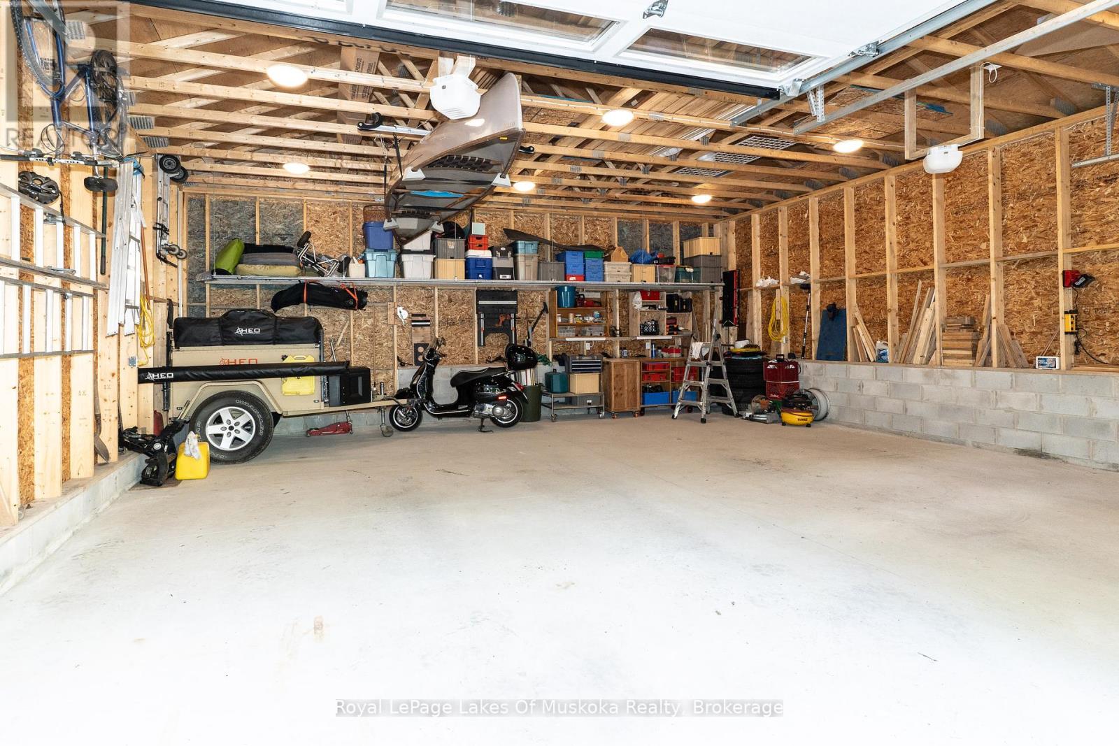 1056 Golden Beach Road, Bracebridge, Ontario  P1L 1W8 - Photo 24 - X12376370