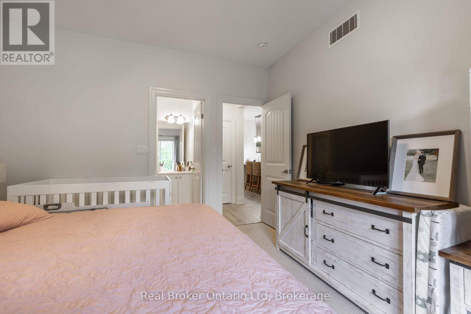 315 Telford Trail, Georgian Bluffs, Ontario  N0H 1S0 - Photo 15 - X12376371