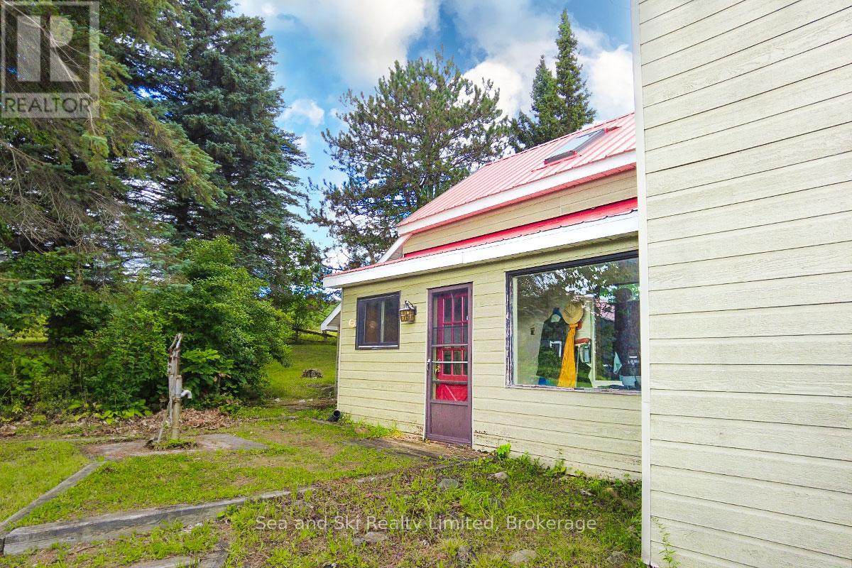 195908 Grey Road 7 Road S, Grey Highlands, Ontario  N0C 1G0 - Photo 34 - X12376388