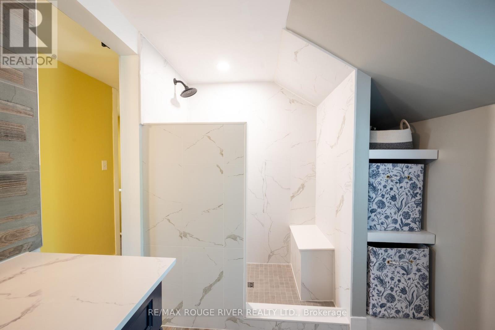 469 Hopkins Avenue, Peterborough (Town Ward 3), Ontario  K9H 2R9 - Photo 26 - X12376396