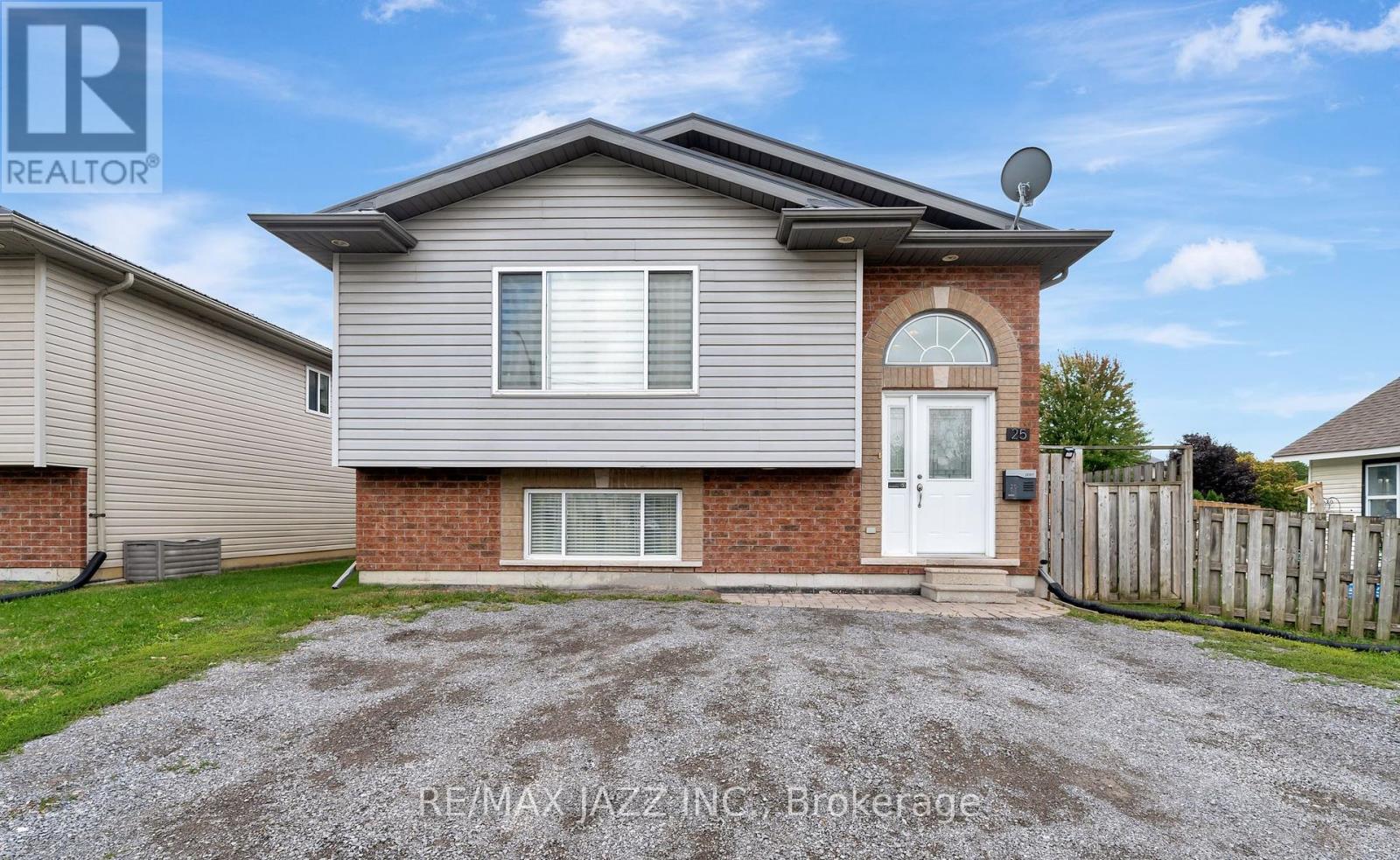 25 Emily Street, Belleville, Ontario  K8N 2P4 - Photo 1 - X12376437