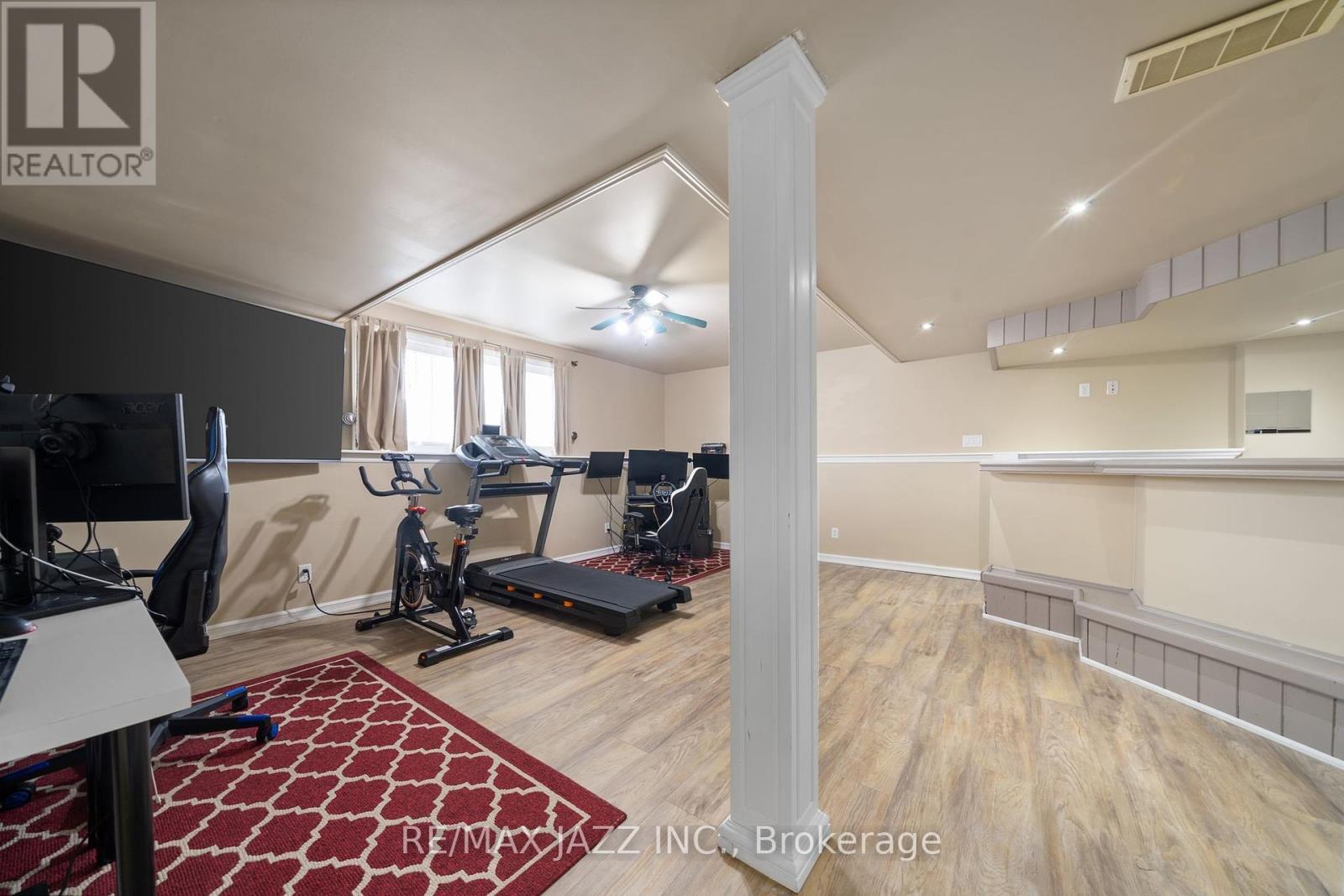 25 Emily Street, Belleville, Ontario  K8N 2P4 - Photo 20 - X12376437