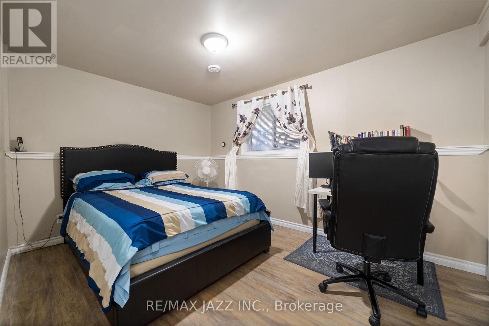 25 Emily Street, Belleville, Ontario  K8N 2P4 - Photo 23 - X12376437