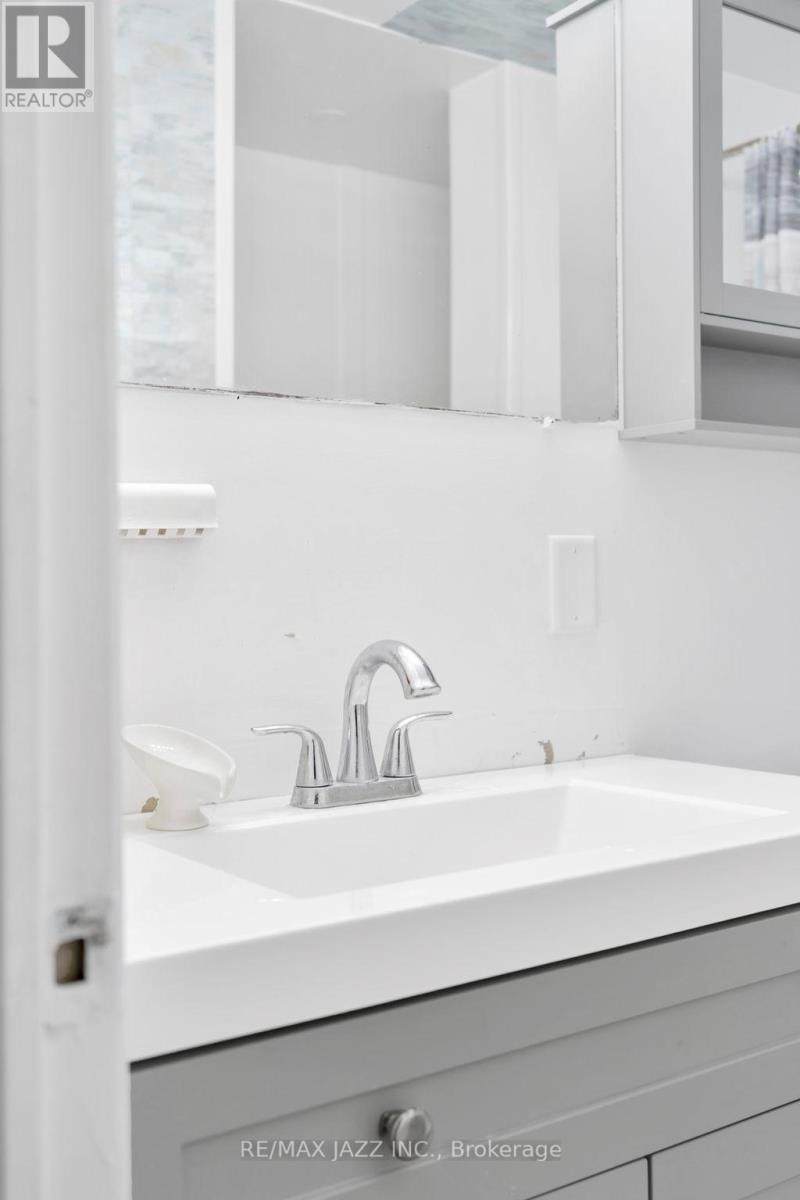 25 Emily Street, Belleville, Ontario  K8N 2P4 - Photo 26 - X12376437