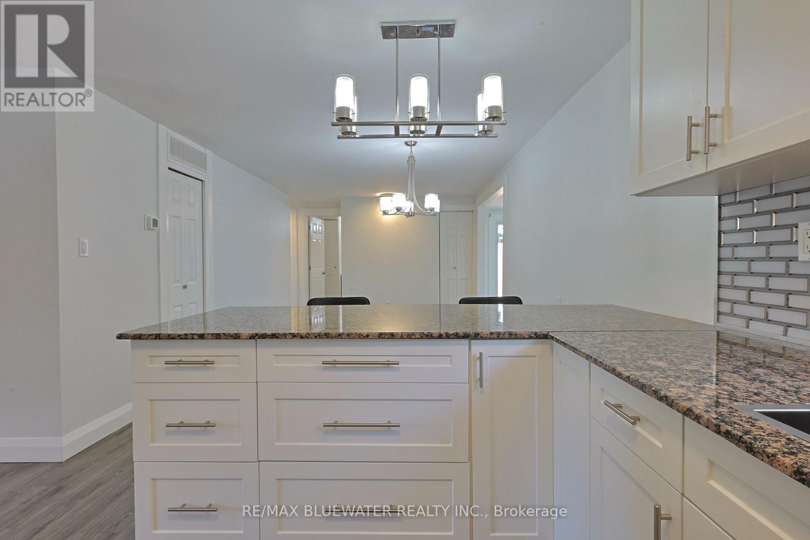 34 Pebble Beach Parkway, South Huron (Stephen), Ontario  N0M 1T0 - Photo 19 - X12376409