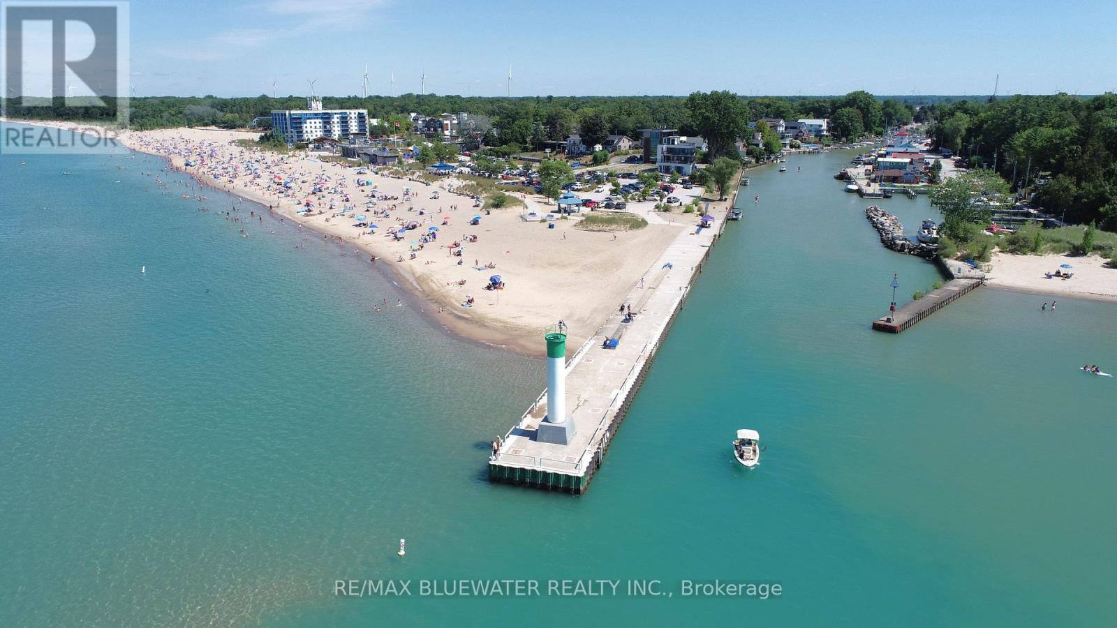 34 Pebble Beach Parkway, South Huron (Stephen), Ontario  N0M 1T0 - Photo 42 - X12376409