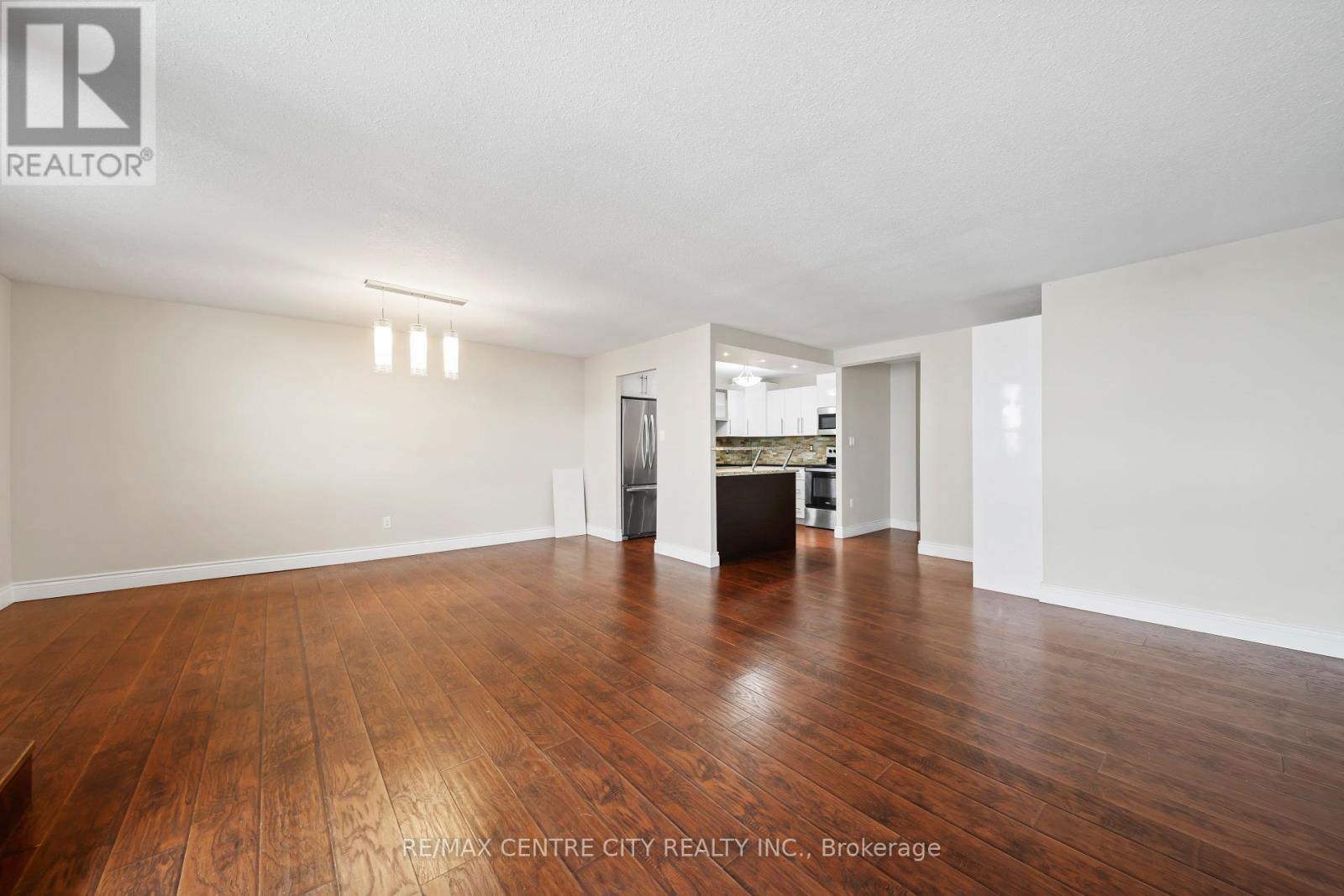 1603 - 363 Colborne Street, London East, Ontario  N6B 3N3 - Photo 15 - X12376432