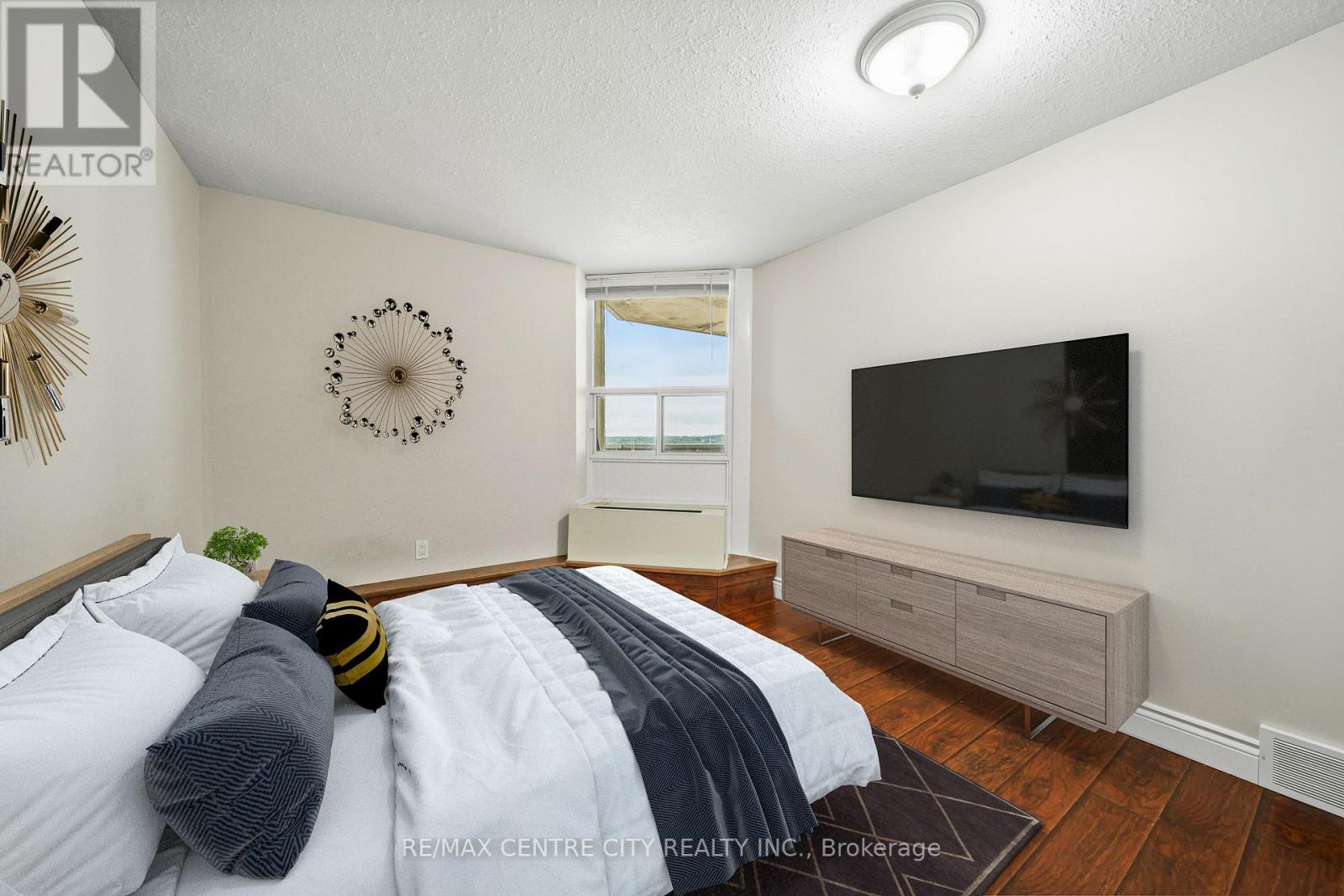 1603 - 363 Colborne Street, London East, Ontario  N6B 3N3 - Photo 28 - X12376432