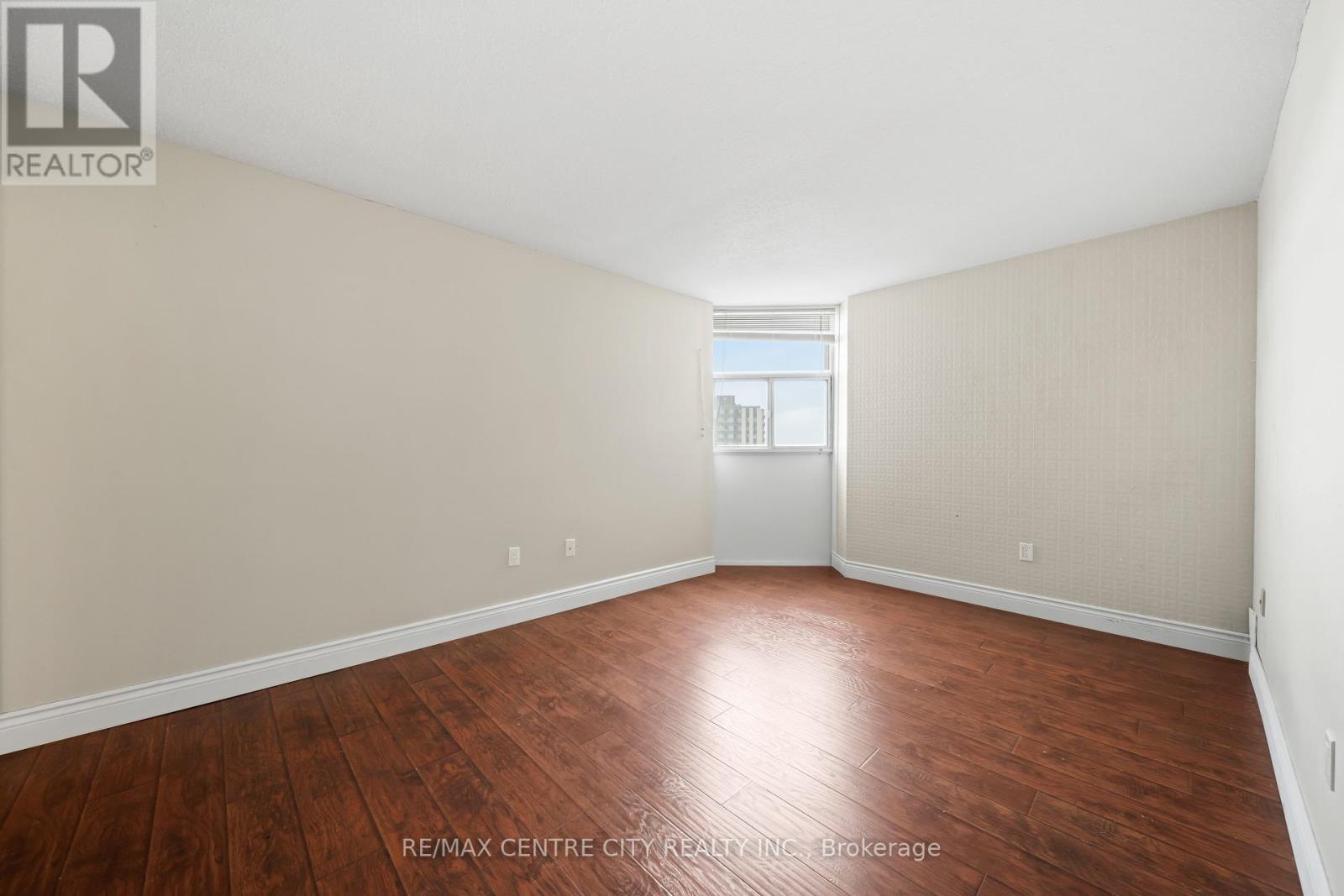 1603 - 363 Colborne Street, London East, Ontario  N6B 3N3 - Photo 33 - X12376432