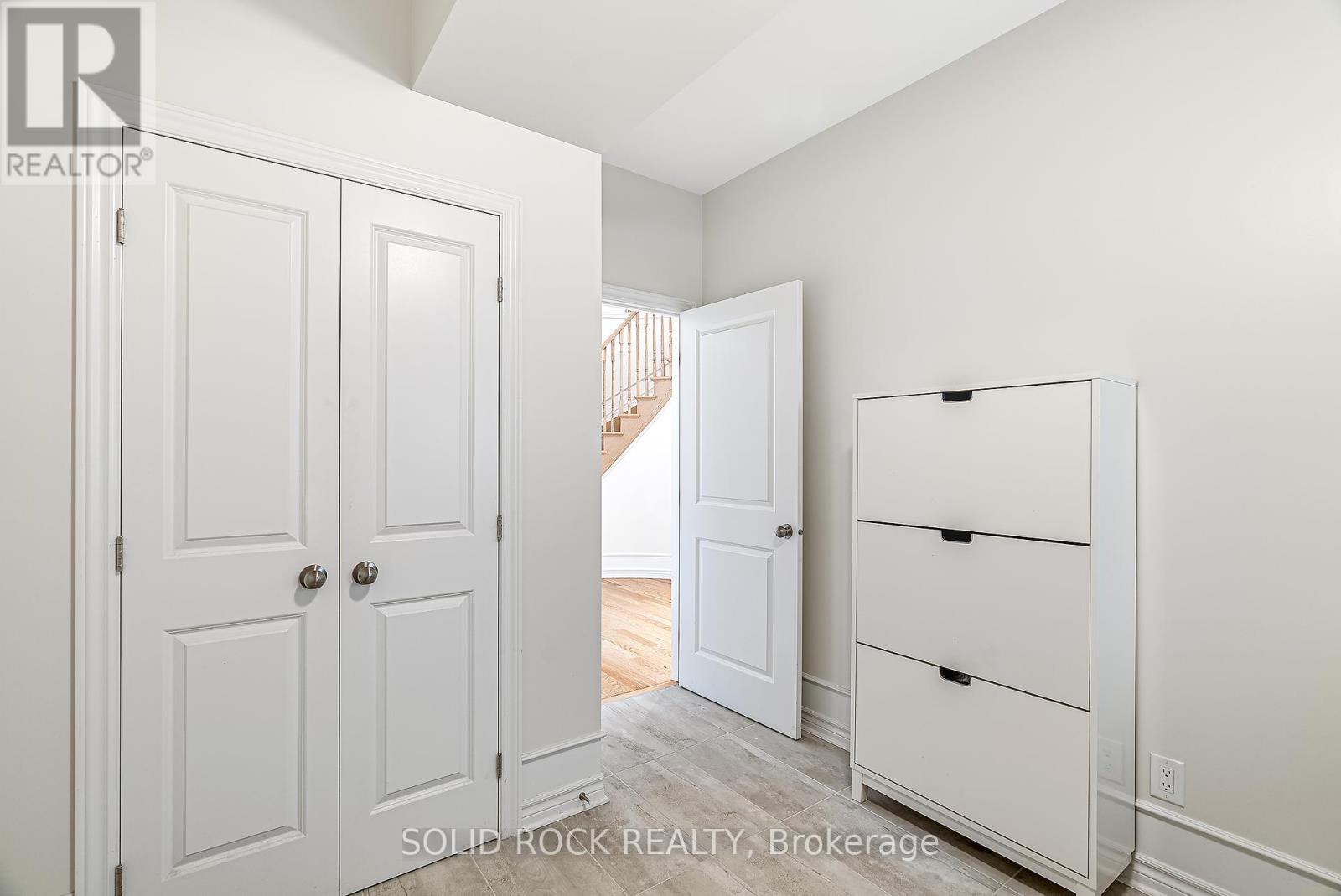 326 Memorial Grove, Ottawa, Ontario  K1X 0C8 - Photo 13 - X12376367