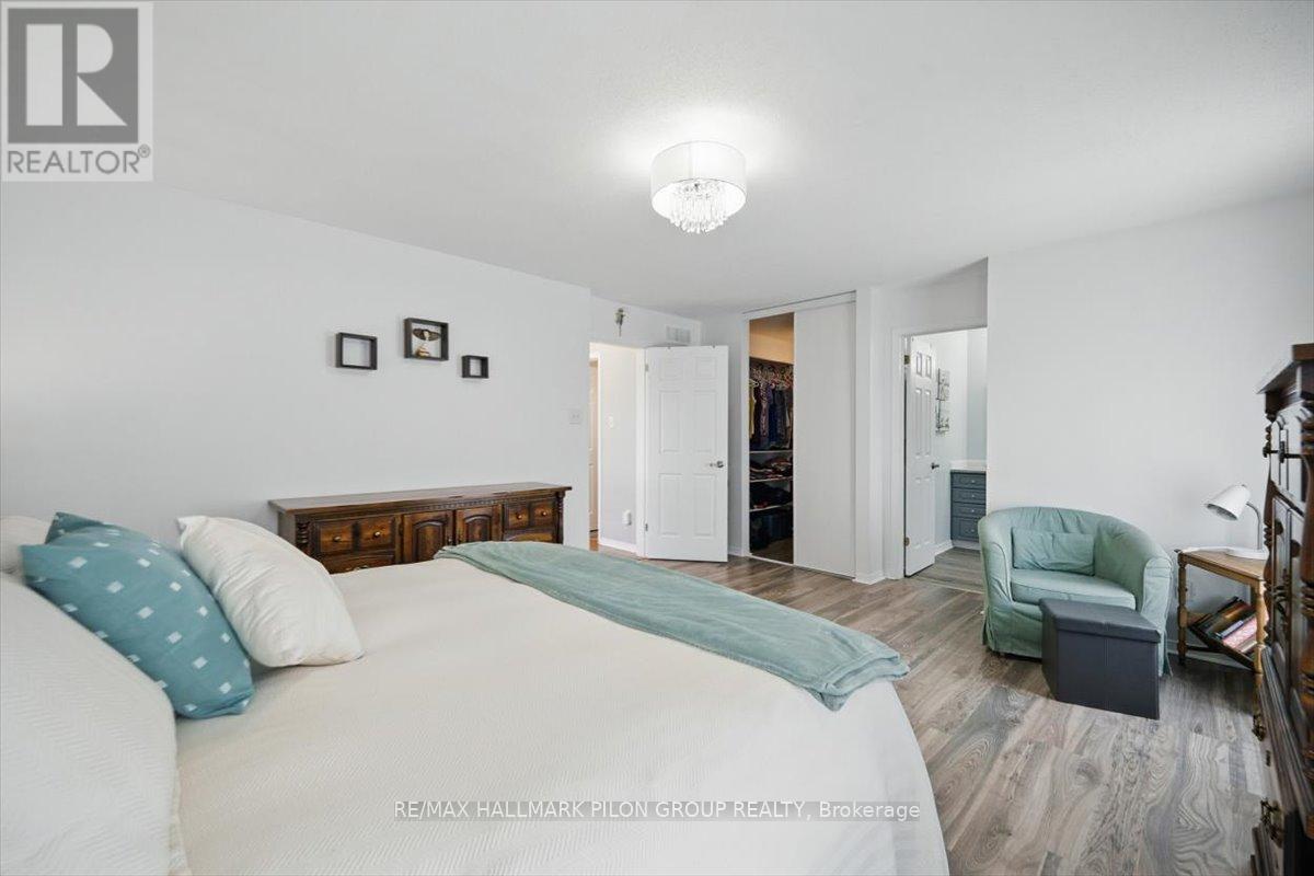 2112 Esprit Drive, Ottawa, Ontario  K4A 4G3 - Photo 18 - X12376436