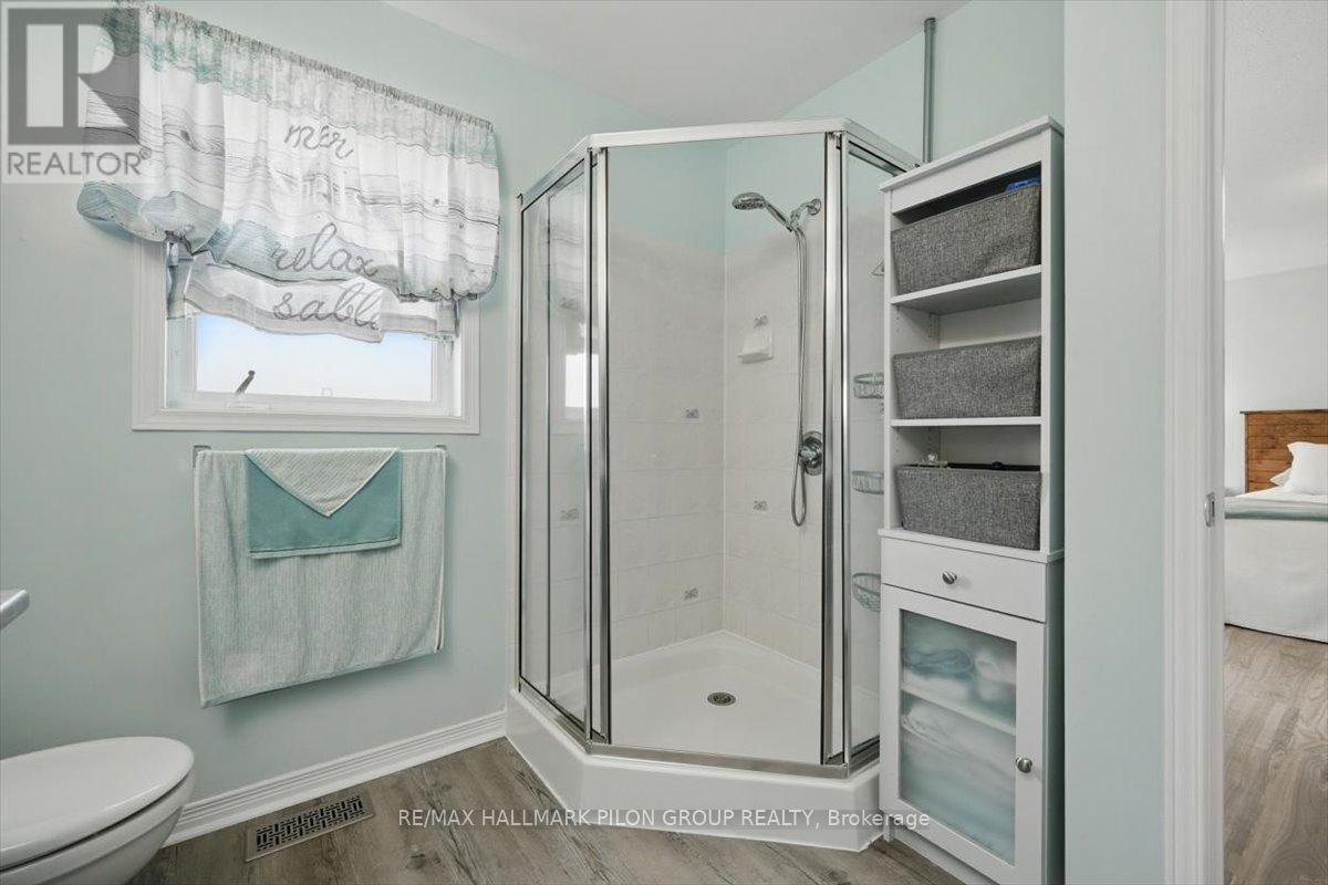 2112 Esprit Drive, Ottawa, Ontario  K4A 4G3 - Photo 20 - X12376436