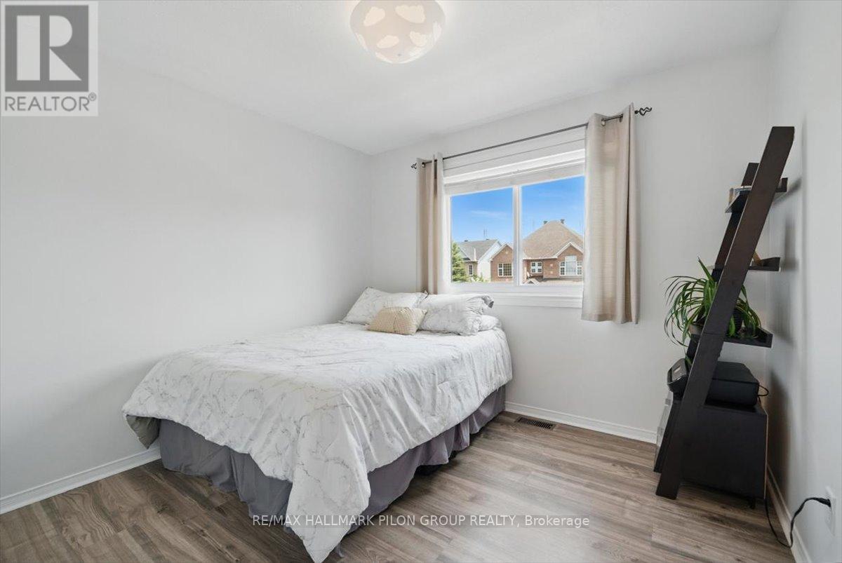2112 Esprit Drive, Ottawa, Ontario  K4A 4G3 - Photo 22 - X12376436