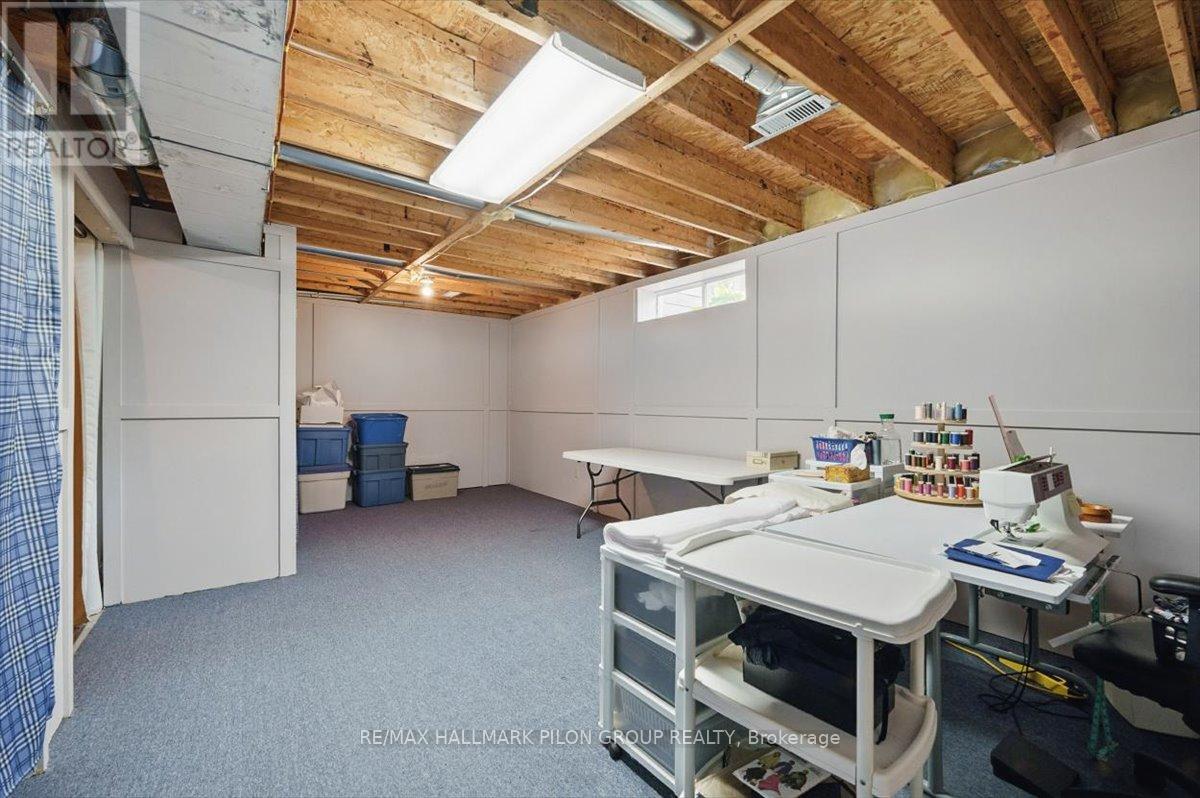 2112 Esprit Drive, Ottawa, Ontario  K4A 4G3 - Photo 24 - X12376436