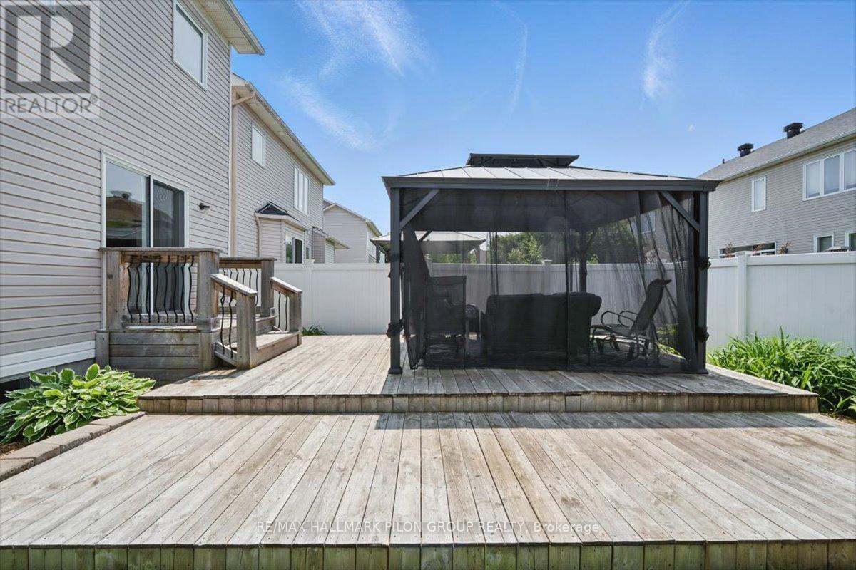 2112 Esprit Drive, Ottawa, Ontario  K4A 4G3 - Photo 25 - X12376436