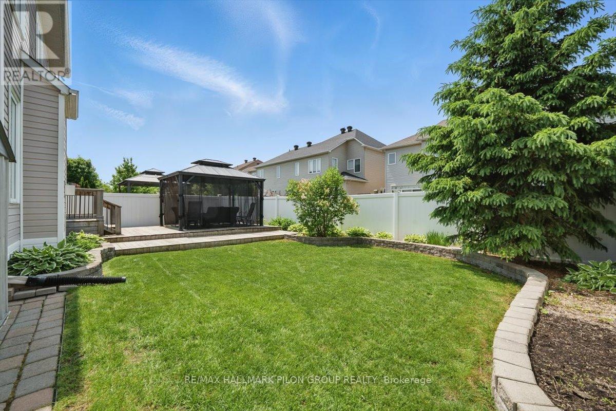 2112 Esprit Drive, Ottawa, Ontario  K4A 4G3 - Photo 26 - X12376436