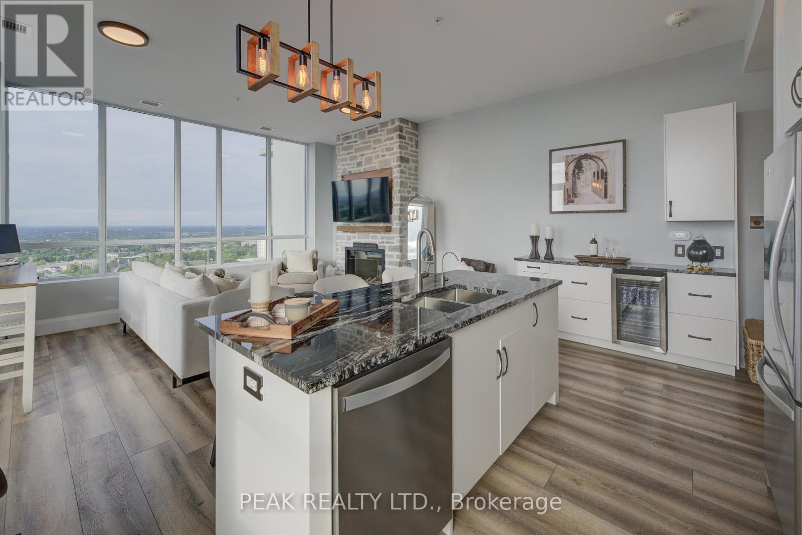 2908 - 60 Charles Street W, Kitchener, Ontario  N2G 0C9 - Photo 8 - X12258333