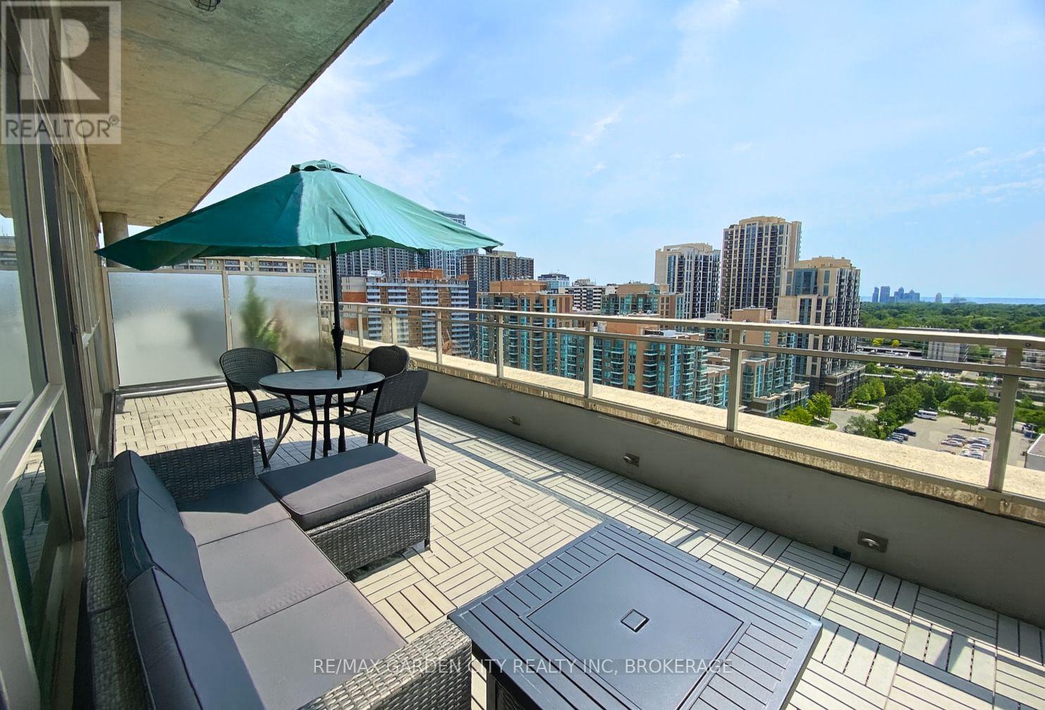 1402 - 5101 Dundas Street W, Toronto, Ontario  M9A 5G8 - Photo 2 - W12376379