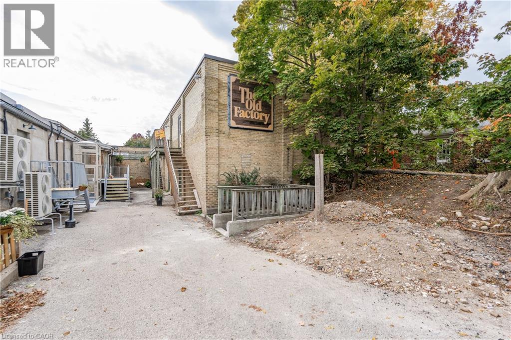 8 SPRING Street Unit# Upper, st. jacobs, Ontario