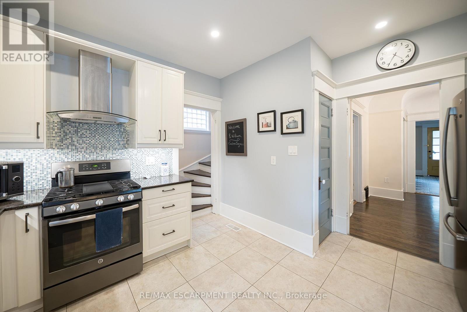 8 William Street, Brantford, Ontario  N3T 3K1 - Photo 21 - X12376330