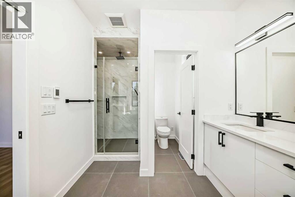 2107 Victoria Crescent Nw, Calgary, Alberta  T2M 4E3 - Photo 13 - A2210037