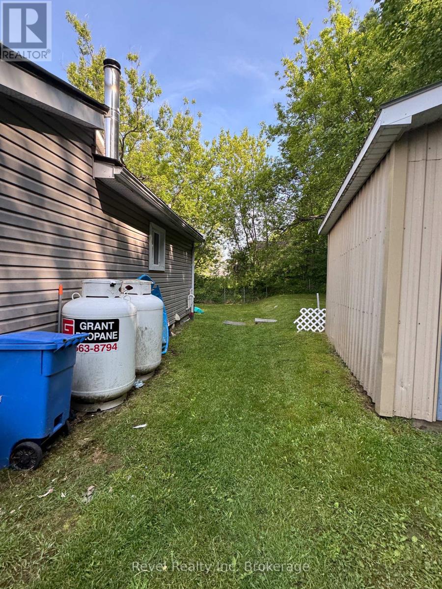 218 Railway Street, Bonfield, Ontario  P0H 1E0 - Photo 2 - X12376426