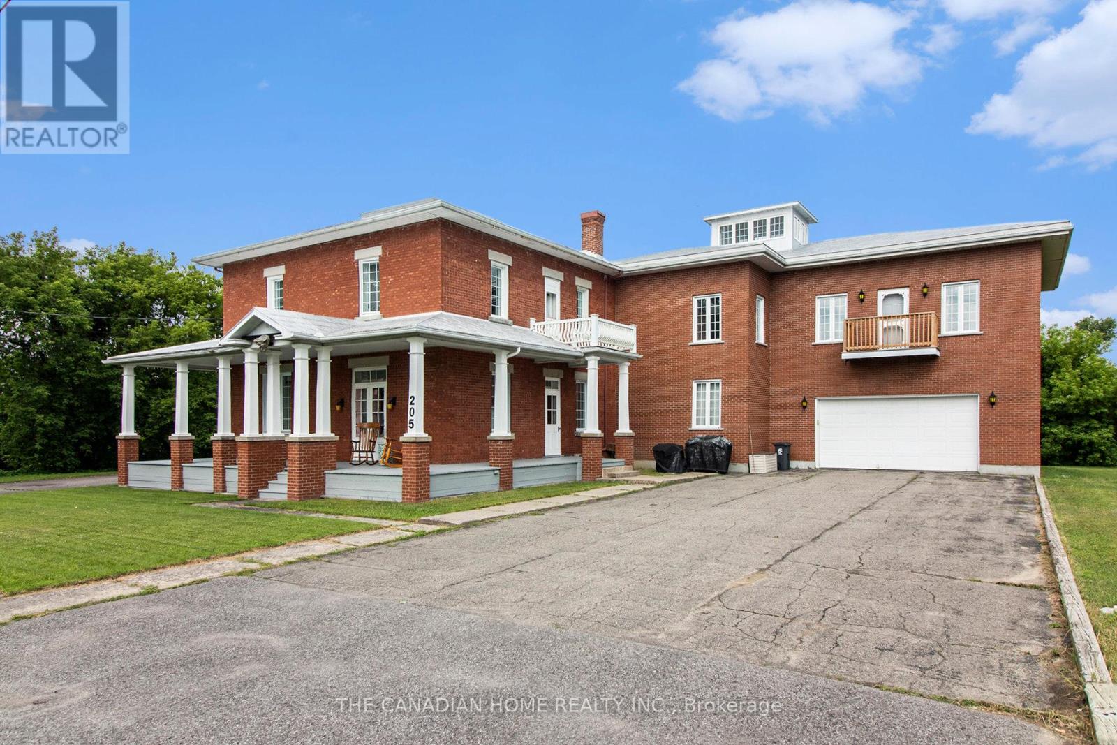 205 Water Street, Alfred And Plantagenet, Ontario  K0B 1L0 - Photo 2 - X12269036