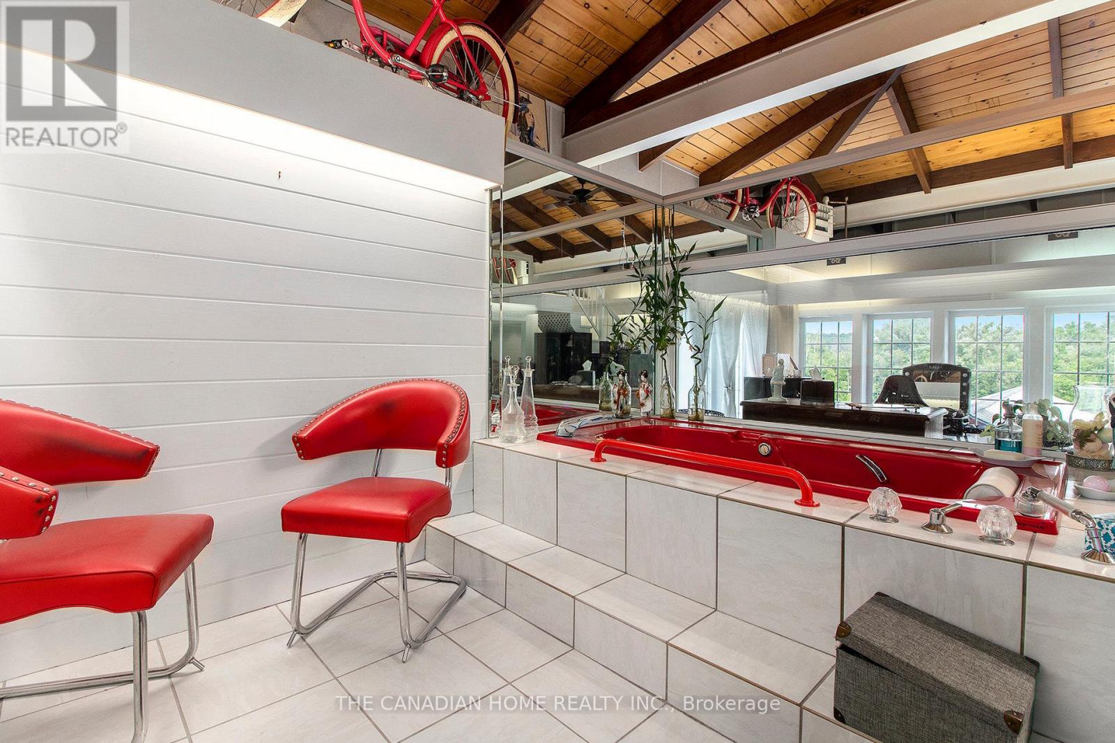 205 Water Street, Alfred And Plantagenet, Ontario  K0B 1L0 - Photo 25 - X12269036
