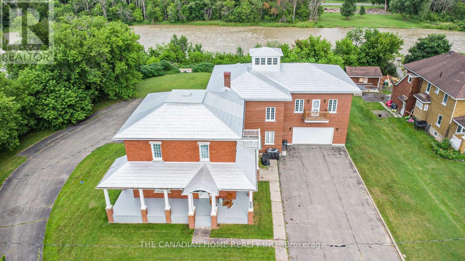 205 Water Street, Alfred And Plantagenet, Ontario  K0B 1L0 - Photo 33 - X12269036