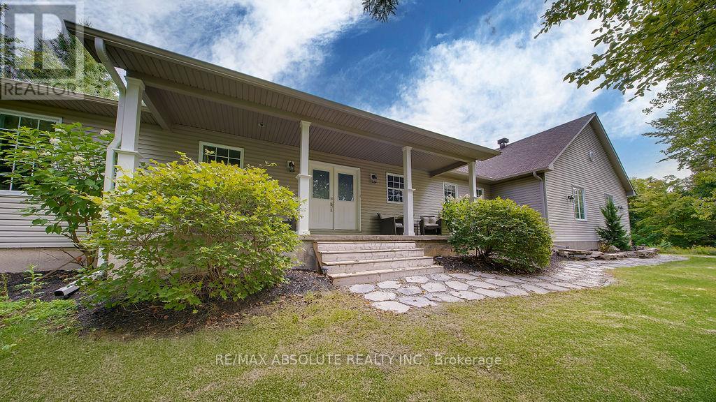 Property at 1601 SHAUNA CRESCENT image 3