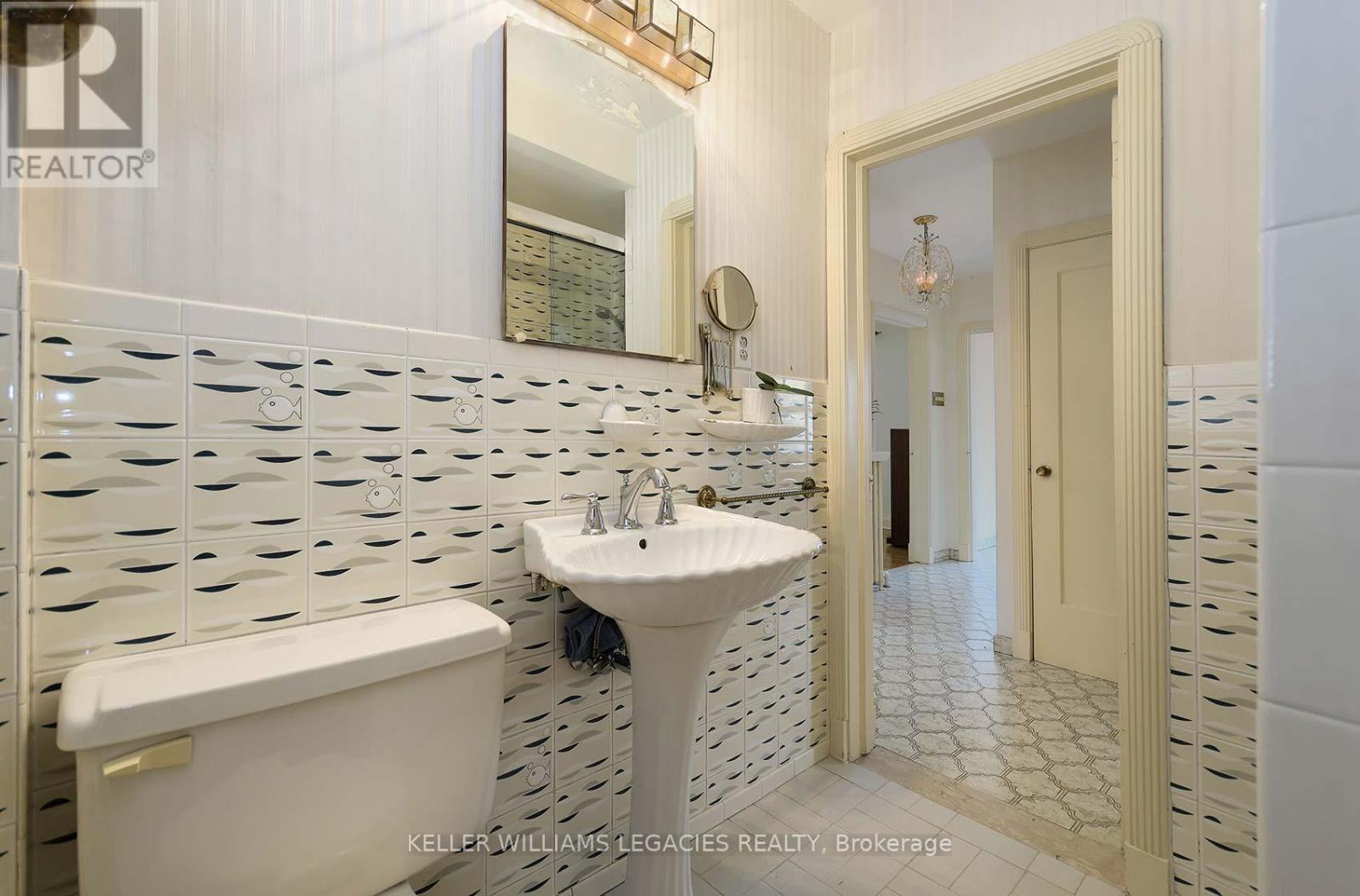 540 Atlas Avenue, Toronto, Ontario  M6C 3R3 - Photo 19 - C12376429