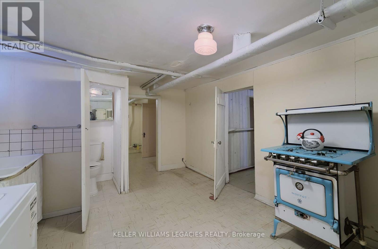 540 Atlas Avenue, Toronto, Ontario  M6C 3R3 - Photo 25 - C12376429