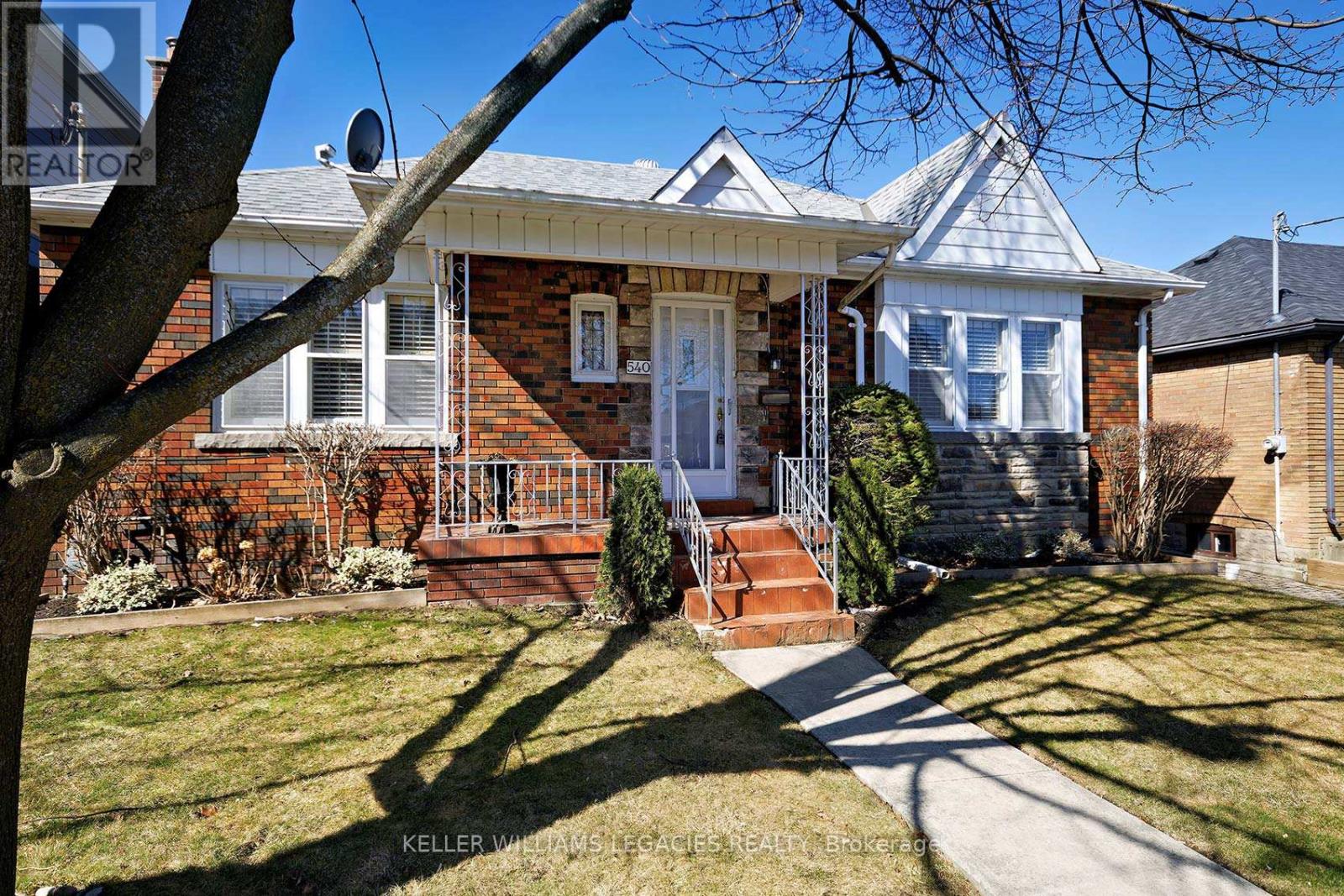 540 Atlas Avenue, Toronto, Ontario  M6C 3R3 - Photo 39 - C12376429