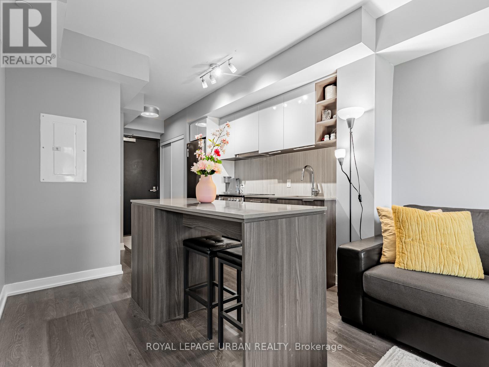 541 - 31 Tippett Road, Toronto (Clanton Park), Ontario  M3H 0C8 - Photo 7 - C12376430