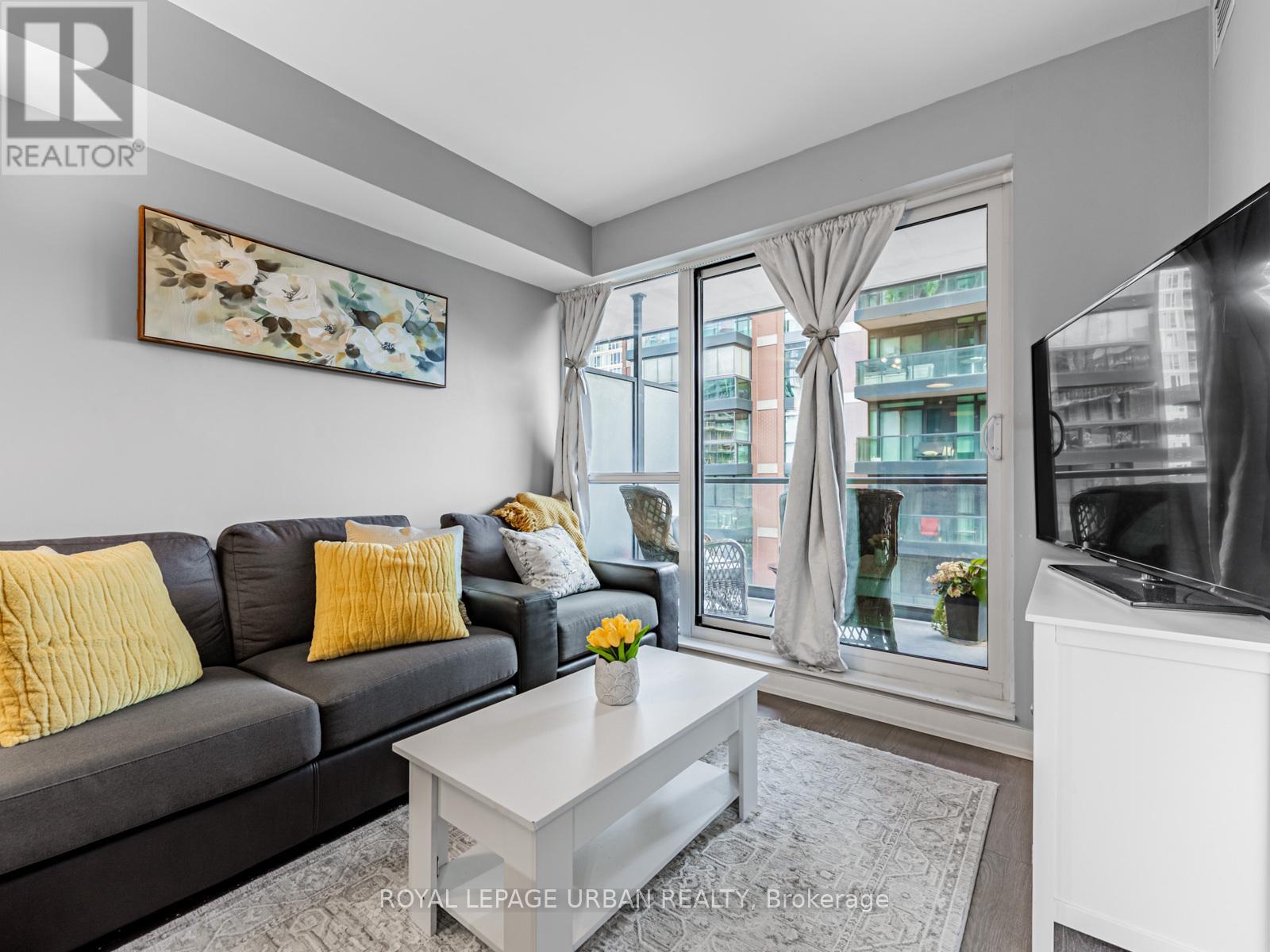 541 - 31 Tippett Road, Toronto (Clanton Park), Ontario  M3H 0C8 - Photo 8 - C12376430