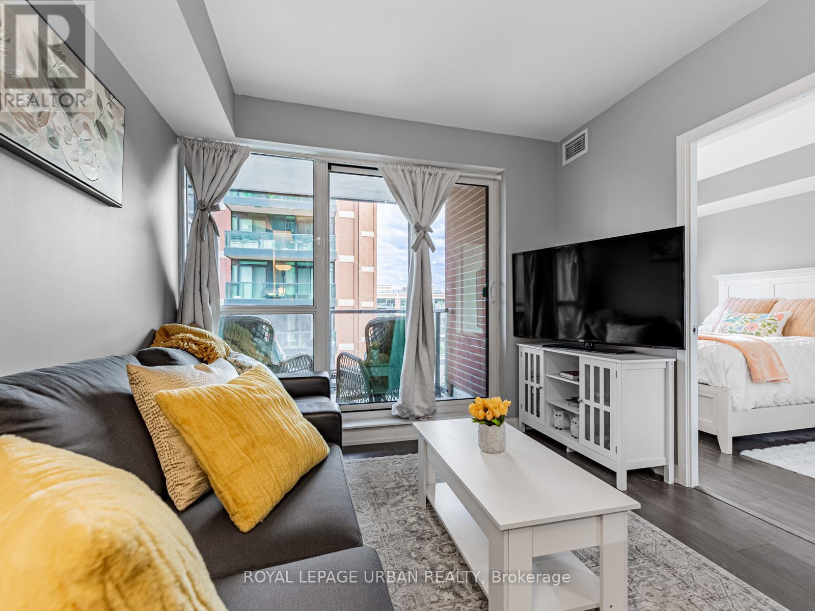 541 - 31 Tippett Road, Toronto (Clanton Park), Ontario  M3H 0C8 - Photo 9 - C12376430