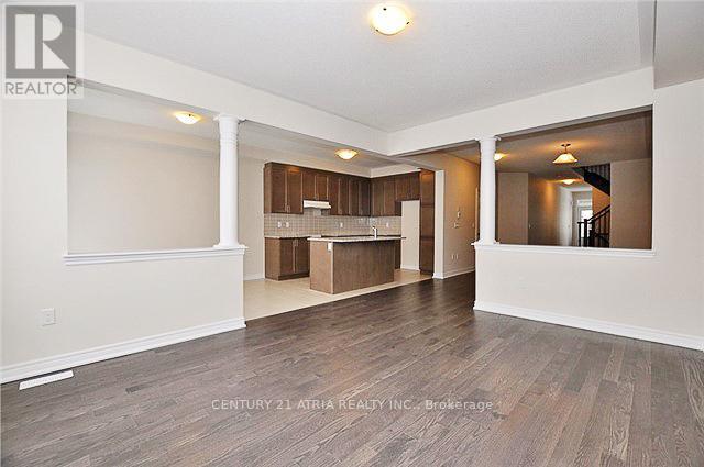 4 Applegate Drive, East Gwillimbury, Ontario  L9N 0R2 - Photo 8 - N12376365