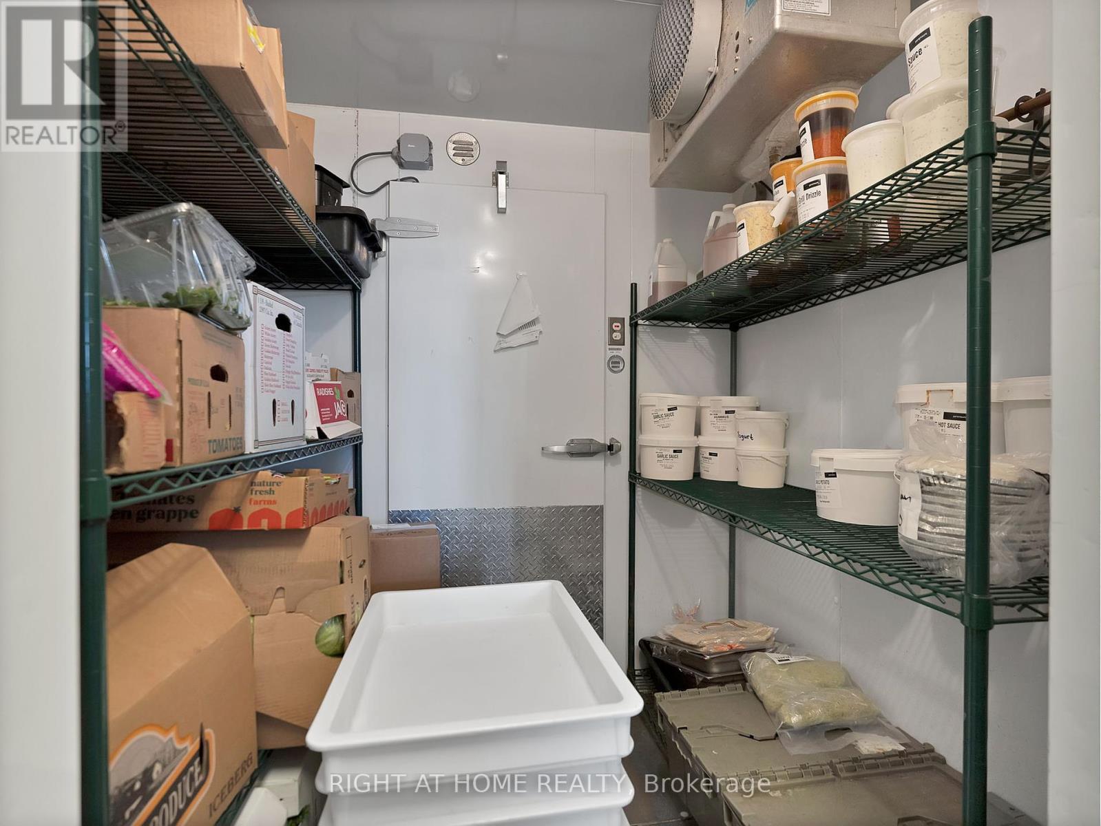 104 - 7777 Weston Road, Vaughan (Vaughan Corporate Centre), Ontario  L4L 0G9 - Photo 16 - N12376380