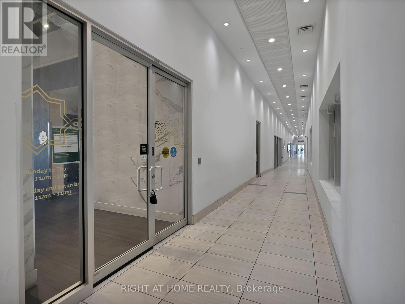 104 - 7777 Weston Road, Vaughan (Vaughan Corporate Centre), Ontario  L4L 0G9 - Photo 5 - N12376380