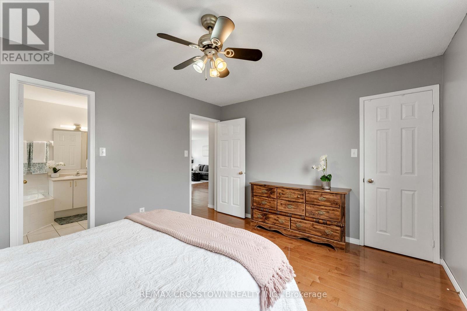 36 Leslie Avenue, Barrie (Holly), Ontario  L4N 9N9 - Photo 15 - S12376417