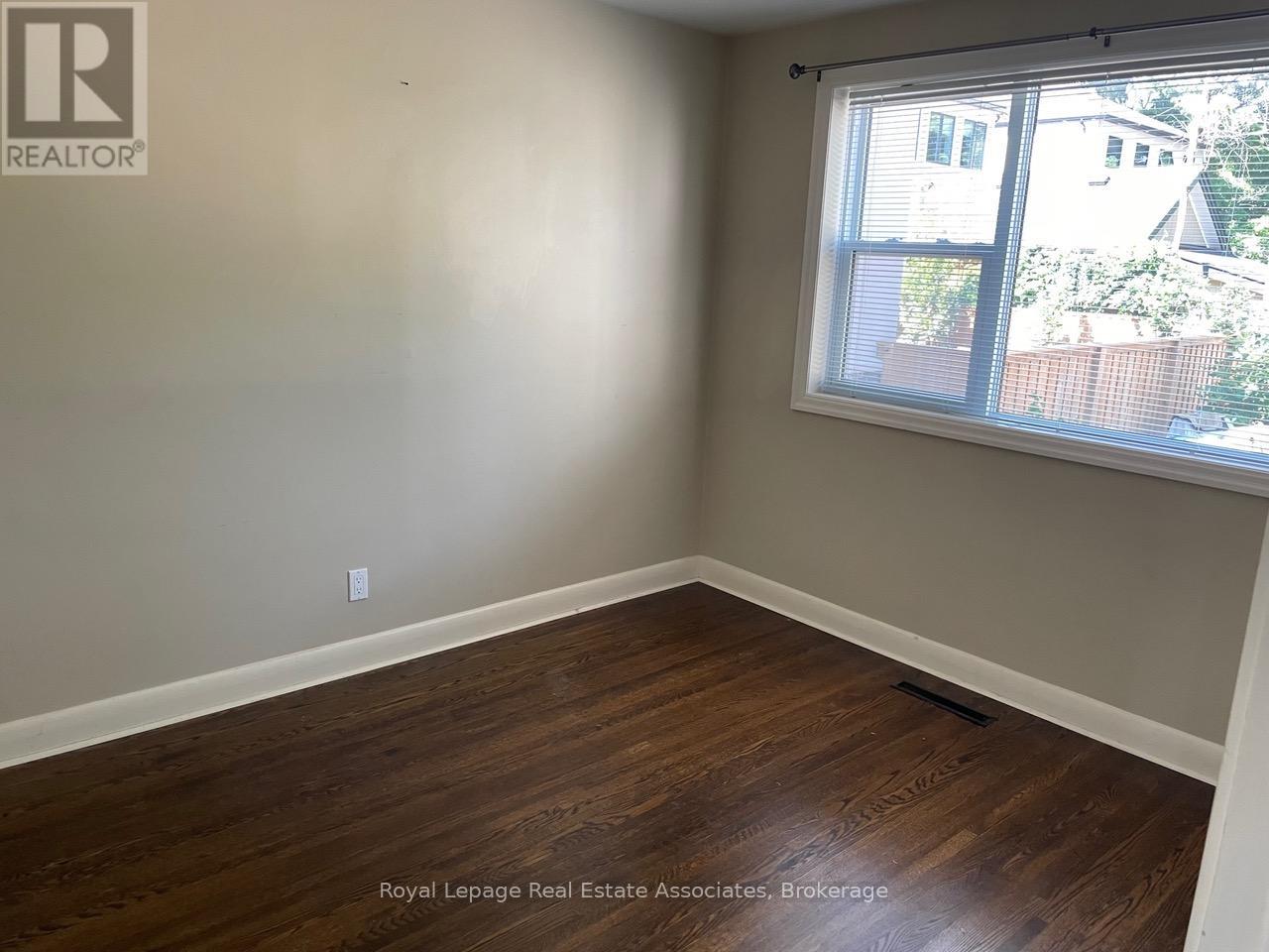 43 Broadview Avenue, Mississauga (Port Credit), Ontario  L5H 2S8 - Photo 13 - W12376382