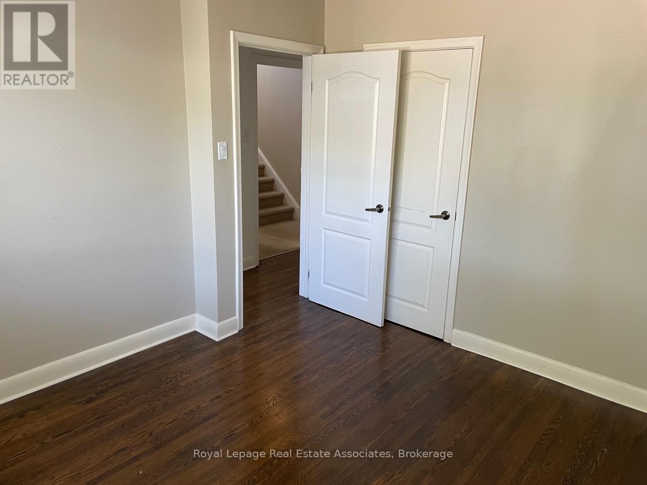 43 Broadview Avenue, Mississauga (Port Credit), Ontario  L5H 2S8 - Photo 14 - W12376382