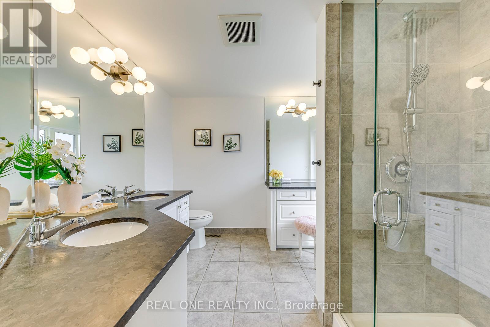 2075 Banbury Crescent, Oakville (Ro River Oaks), Ontario  L6H 5P8 - Photo 26 - W12376408