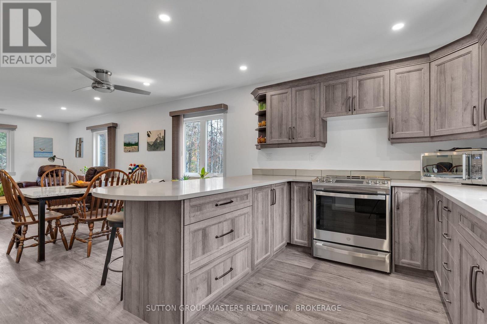 6179 North Shore Road, Frontenac (Frontenac South), Ontario  K0H 2L0 - Photo 13 - X12376451