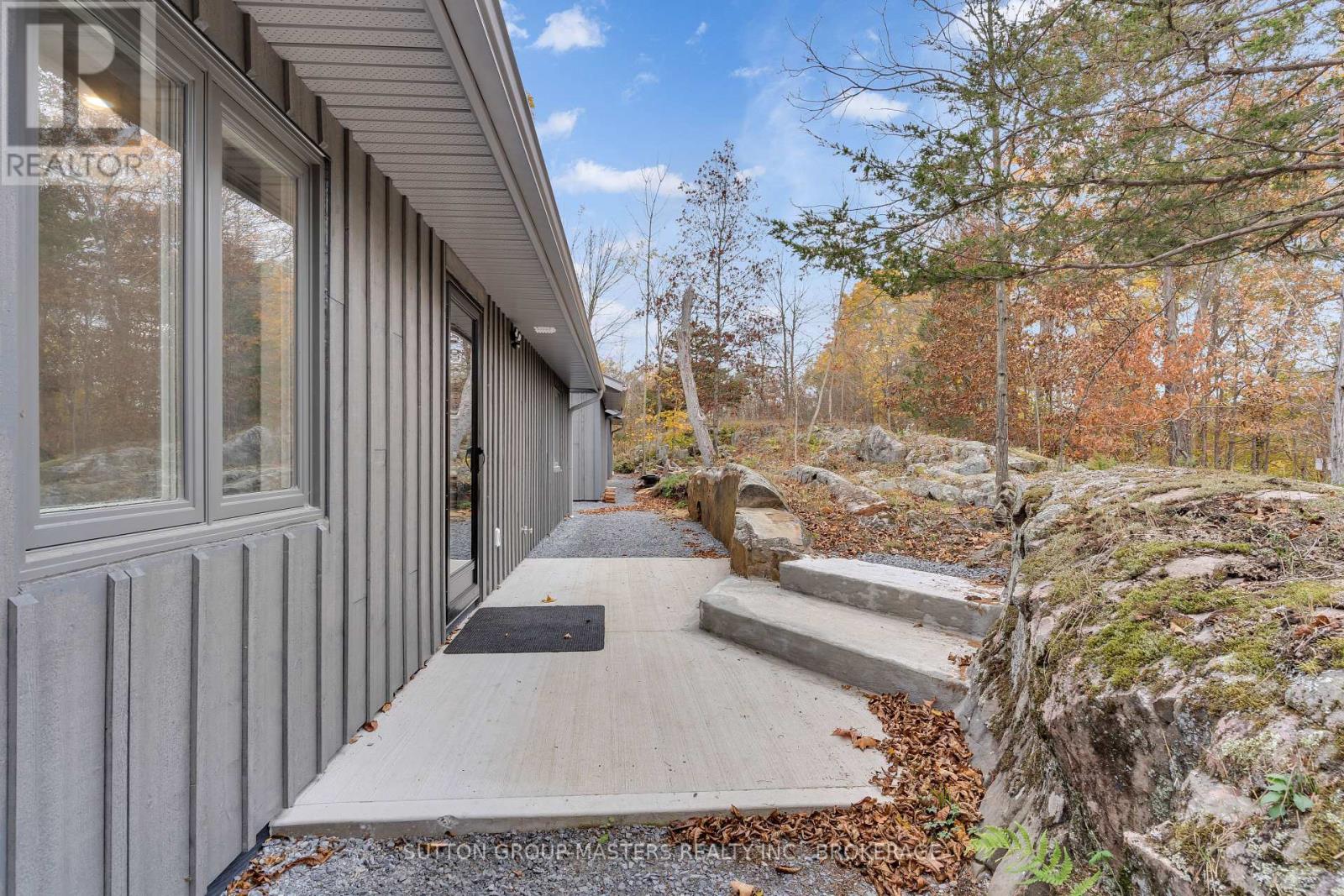 6179 North Shore Road, Frontenac (Frontenac South), Ontario  K0H 2L0 - Photo 31 - X12376451