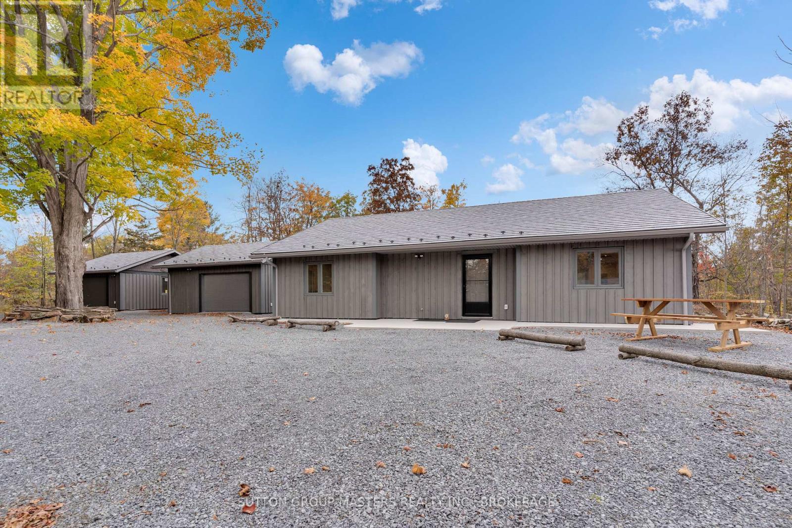 6179 North Shore Road, Frontenac (Frontenac South), Ontario  K0H 2L0 - Photo 47 - X12376451