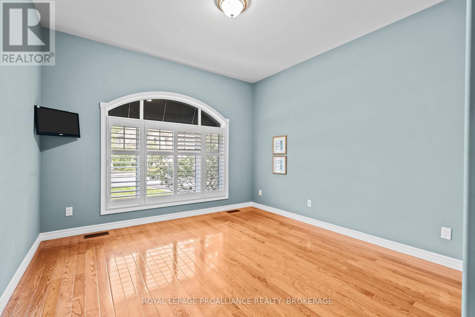 1140 Trailhead Place, Kingston, Ontario  K7M 9H3 - Photo 24 - X12376528