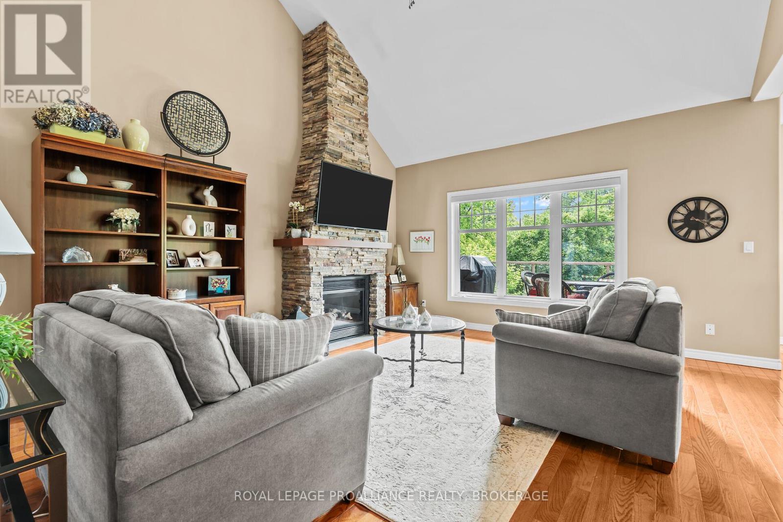 1140 Trailhead Place, Kingston, Ontario  K7M 9H3 - Photo 6 - X12376528