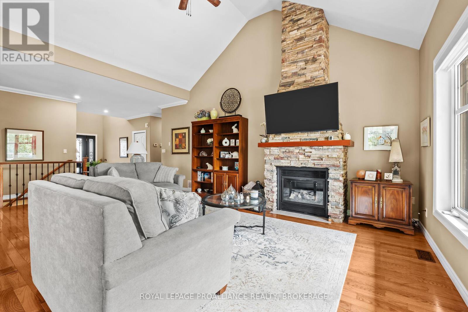 1140 Trailhead Place, Kingston, Ontario  K7M 9H3 - Photo 8 - X12376528