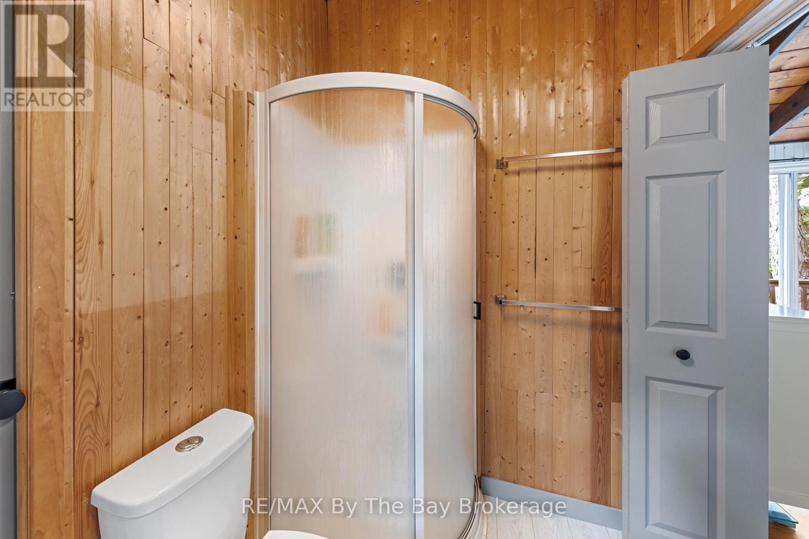 18588 Georgian Bay Shore, Georgian Bay, Ontario  P0E 1E0 - Photo 16 - X12376453